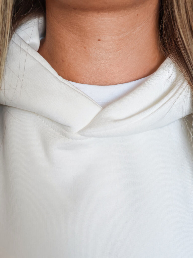 Худи унисекс «Премиум» с начесом с именной вышивкой (Крем)